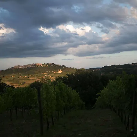 Casale A Poggiano 2* Montepulciano Stazione