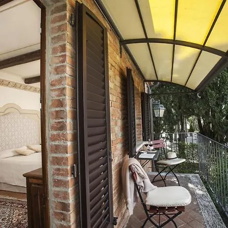 Bed & Breakfast Casale A Poggiano 2*