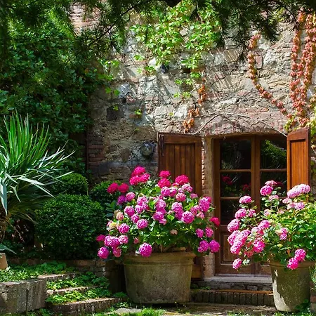 Casale A Poggiano 2*